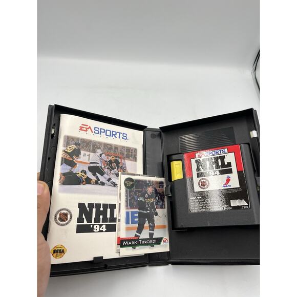 NHL Hockey '94 (Sega Genesis, 1993) Complete CIB ~ Tested & Working - Picture 3 of 16